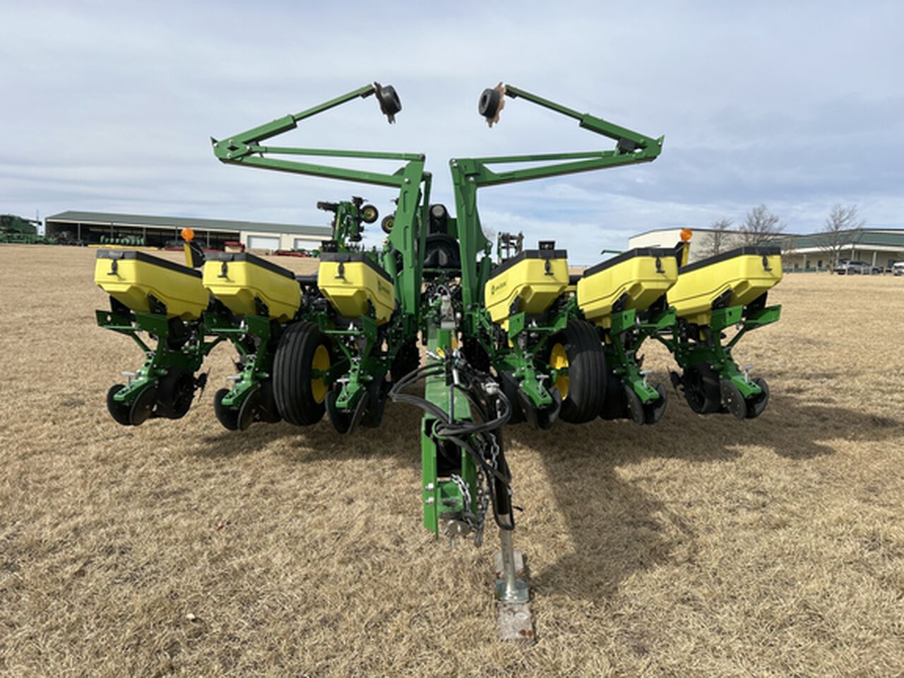 2023 1765 - 440332,  image number 1