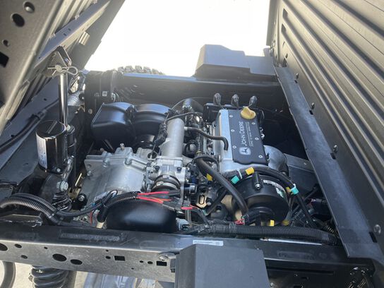 2023 XUV835M - 412941,  image number 15