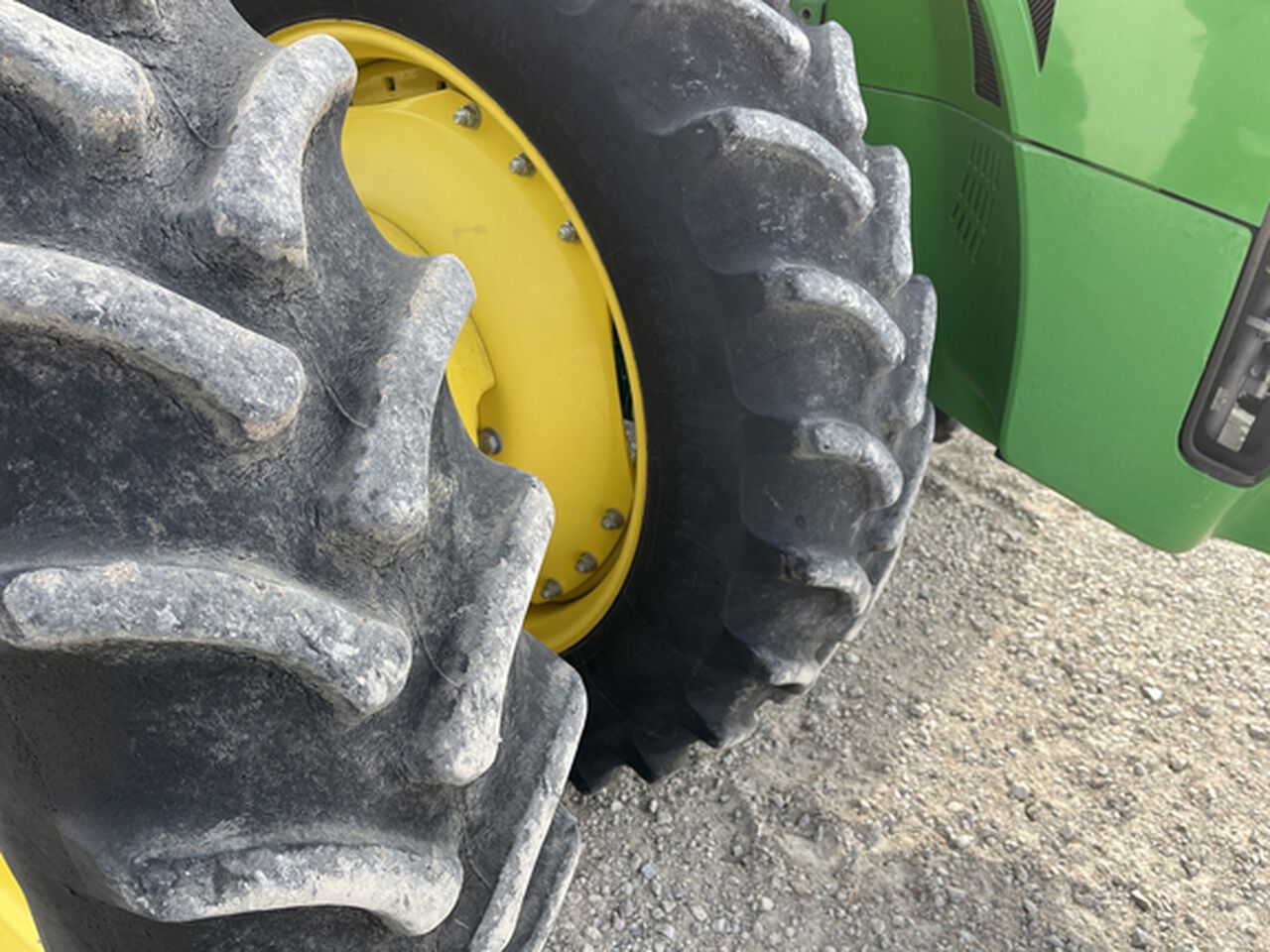 2017 8370R - 441497,  image number 26