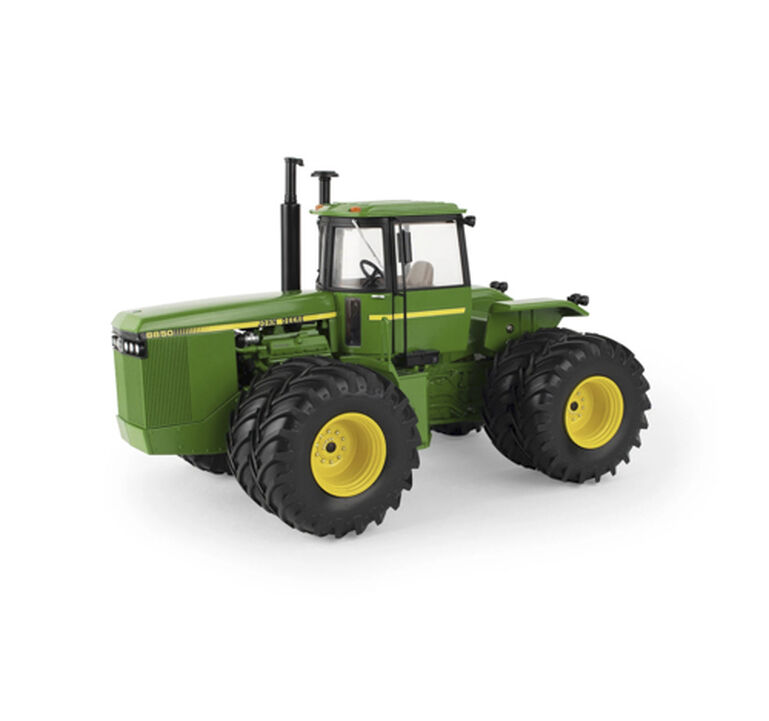 1:16 8850 Tractor Prestige Collection - LP82795, 