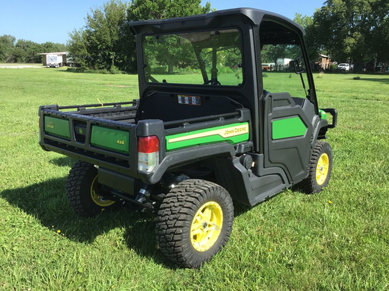 2024 XUV835M - 429707,  image number 3