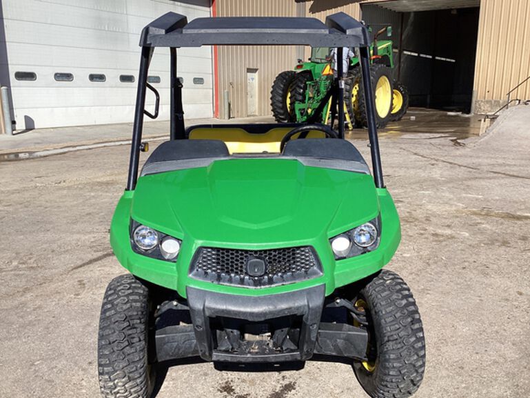 2021 XUV 590E - 433550, 
