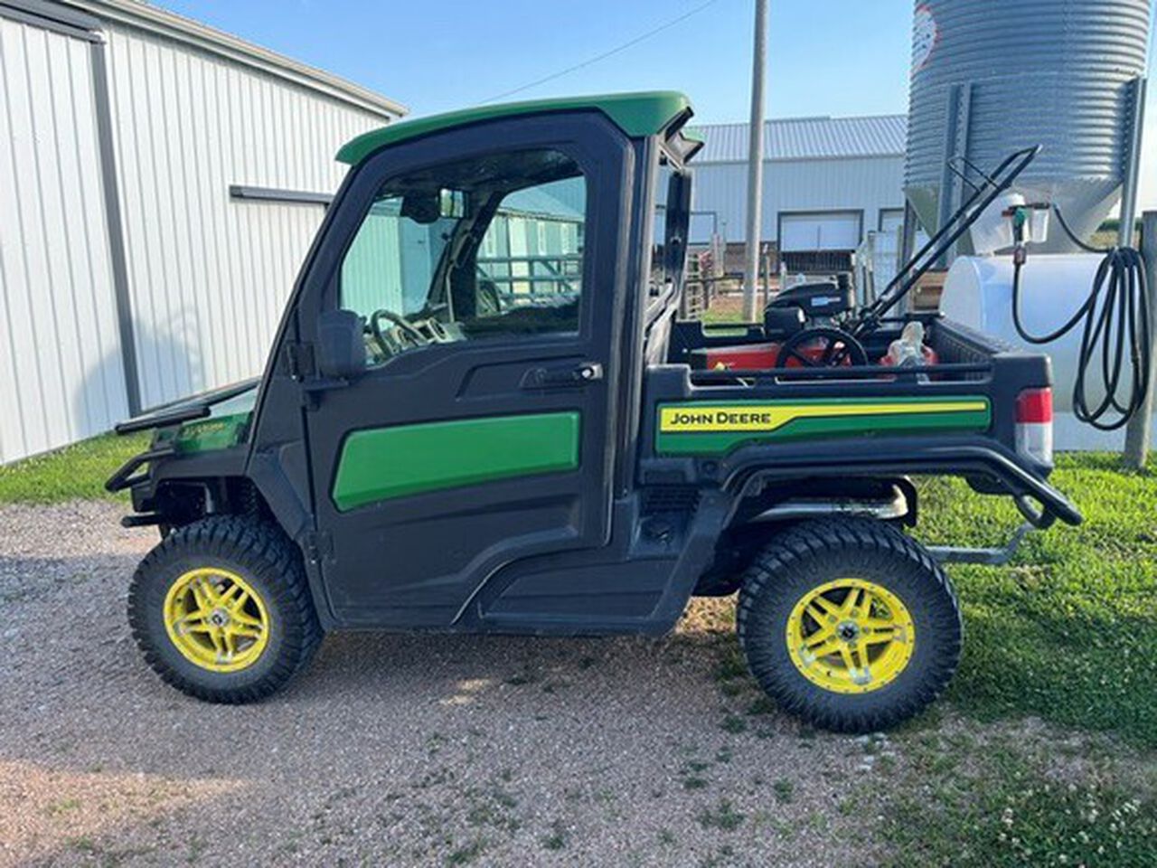 2024 XUV835R PREMIUM CAB - 447400,  image number 0