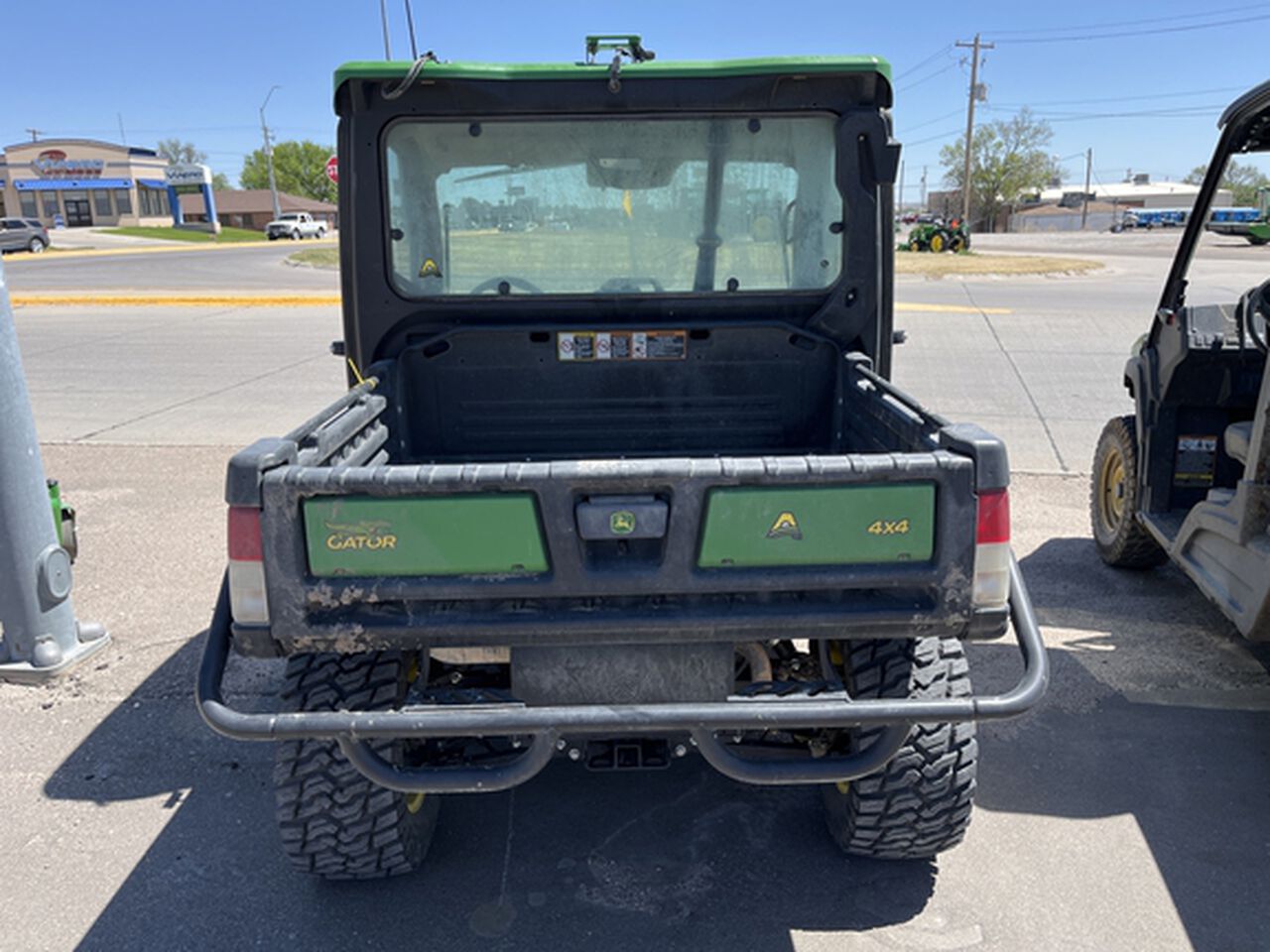 2023 XUV835R - 415287,  image number 4