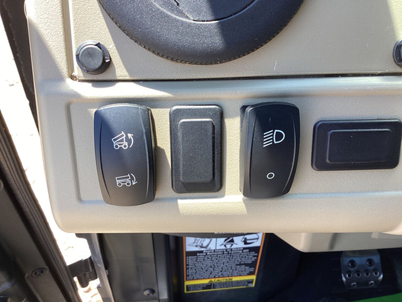 2023 XUV 835R - 430027,  image number 10