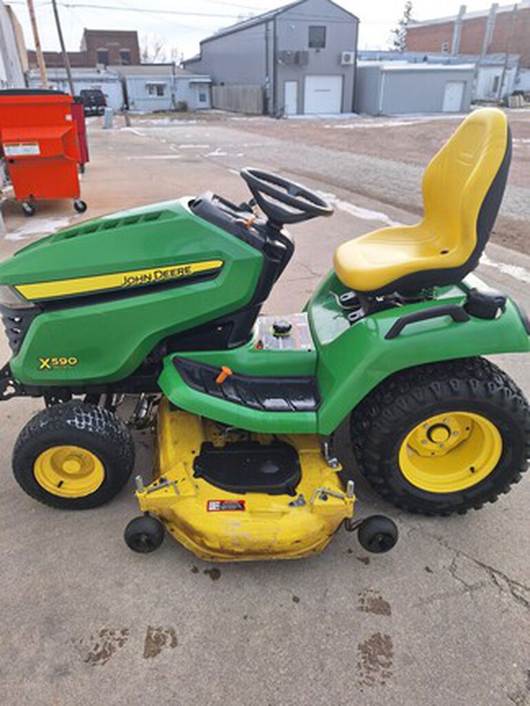 2015 X590 - 437183, 
