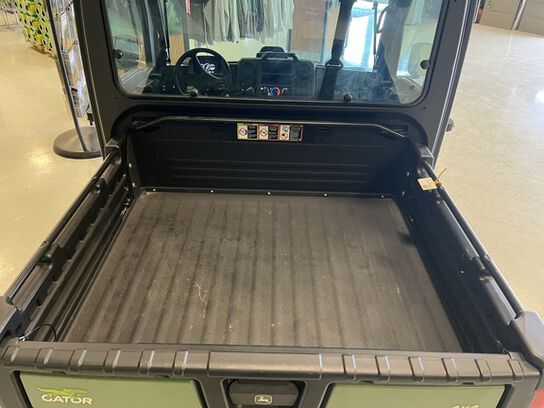 2024 XUV835M - 429704,  image number 6