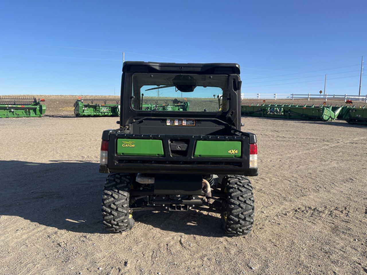 2020 XUV 835M - 411468,  image number 4