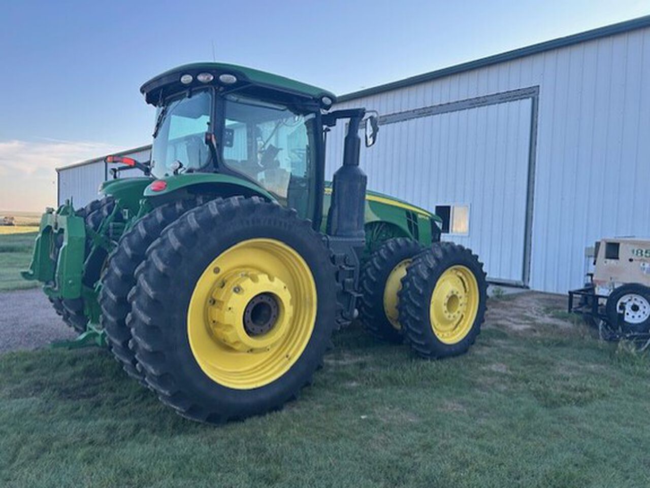 2017 8370R - 441497,  image number 4