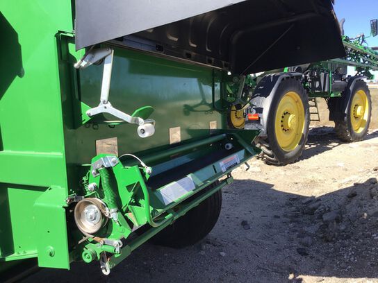 2019 560M - 421157,  image number 7
