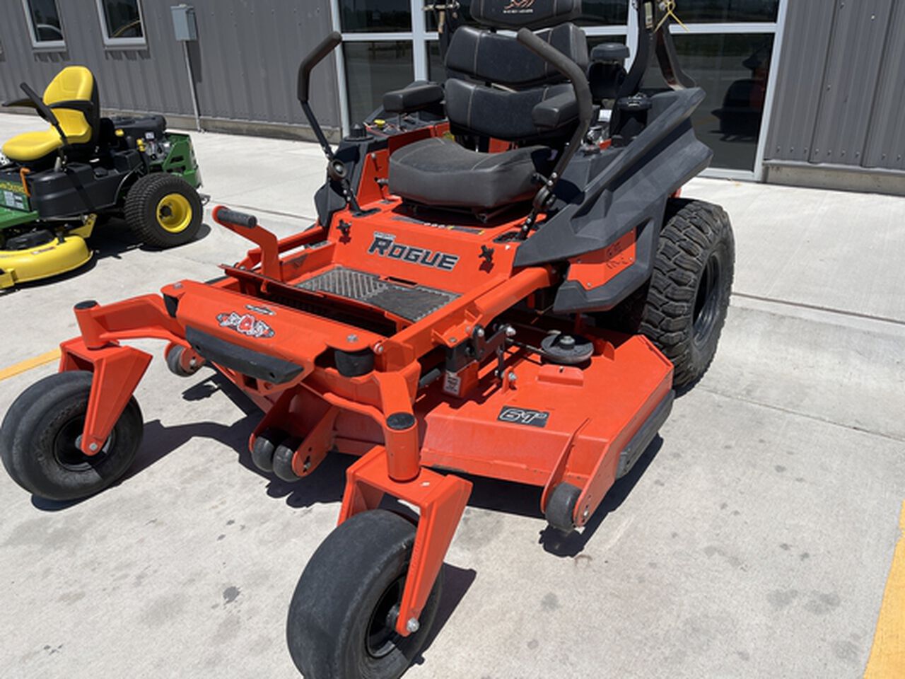 2019 ROGUE 6100 - 446411,  image number 1