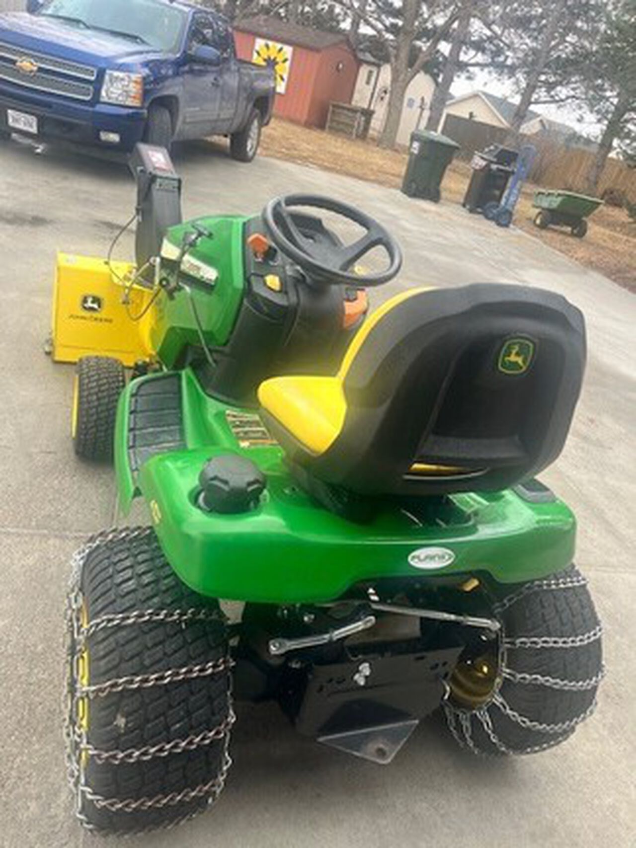 2017 X394 - 445397,  image number 1