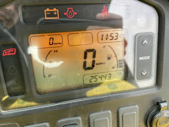 2013 XUV 825I GREEN - 424152,  image number 8