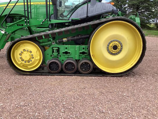 2010 8345RT - 427665,  image number 8