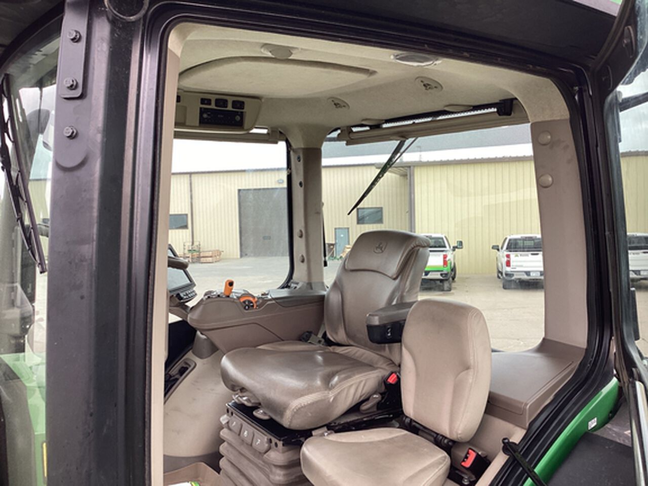 2018 9520RT - 440497,  image number 8