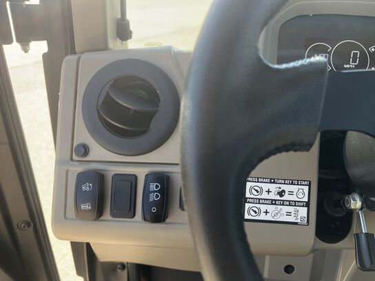 2022 XUV 835R - 399060,  image number 7