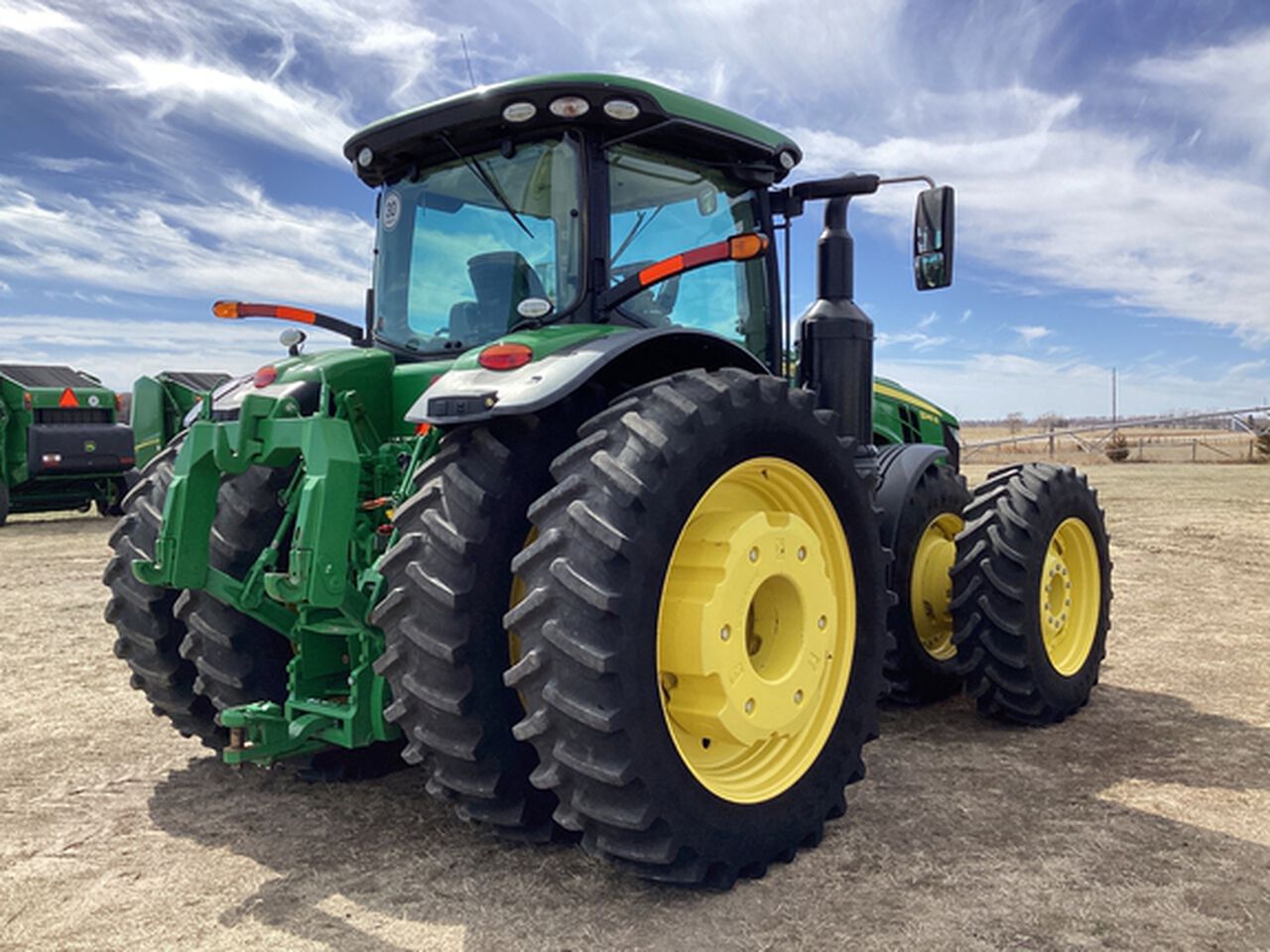 2017 8345R - 437288,  image number 3