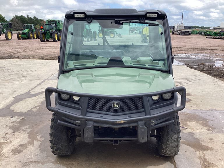2018 XUV 835R - 439448, 