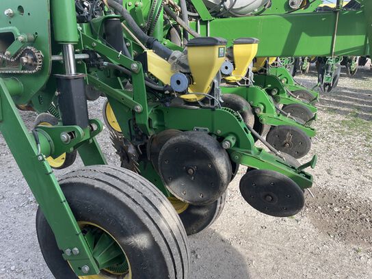 2009 1770NT CCS - 438069,  image number 10