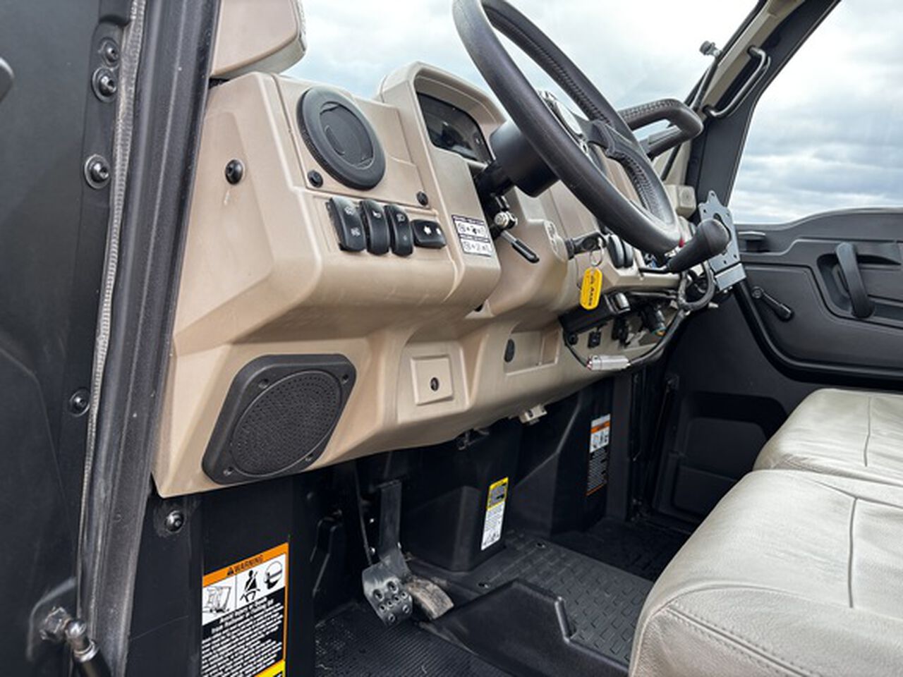 2024 XUV835R - 426491,  image number 22