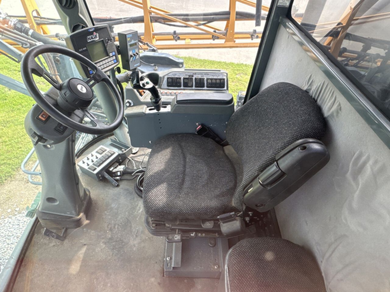 2009 STS12 - 417212,  image number 6