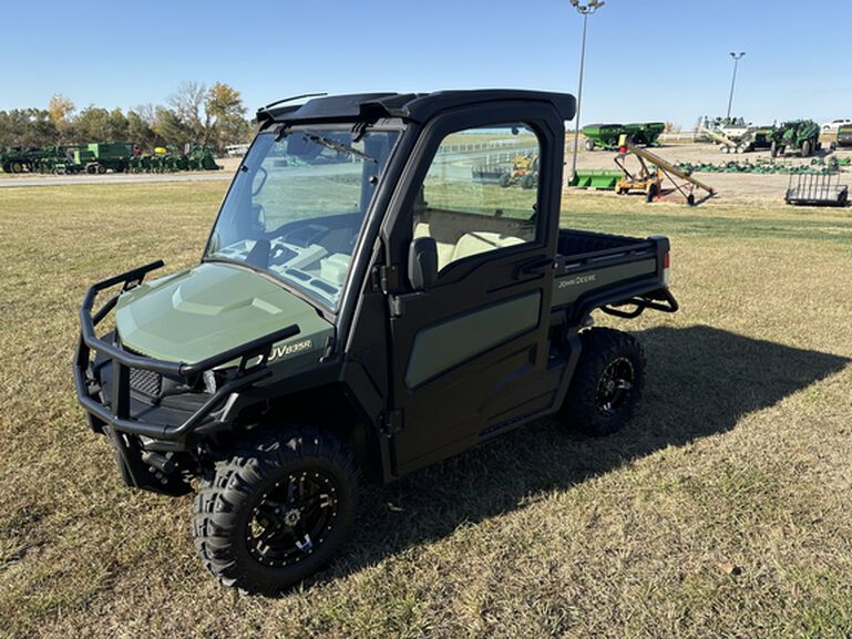 2020 XUV 835R - 430012, 