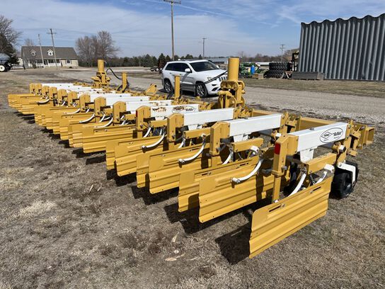 2022 6300 - 402542,  image number 5