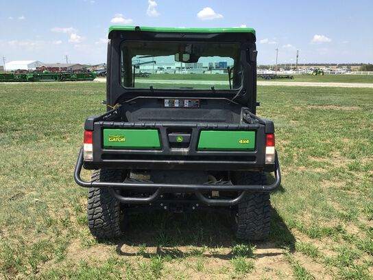 2023 XUV 835R - 437703,  image number 4