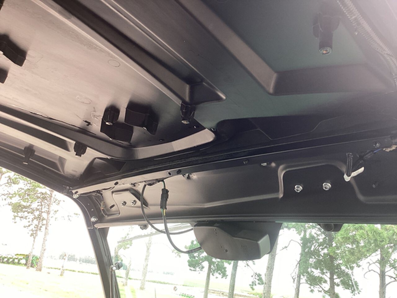 2024 XUV835M - 429708,  image number 16