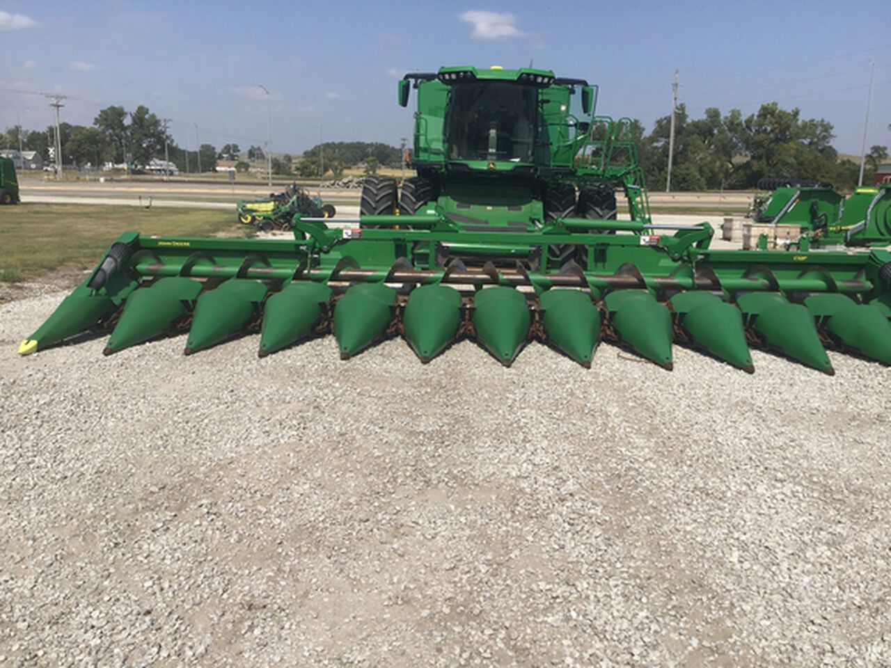 2023 C12F - 435466,  image number 2