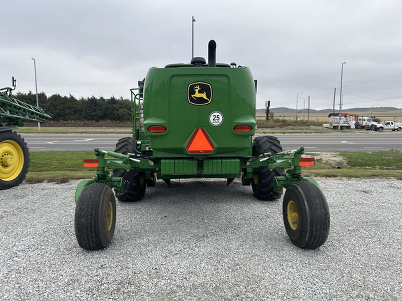 2025 W235R - 442127,  image number 7