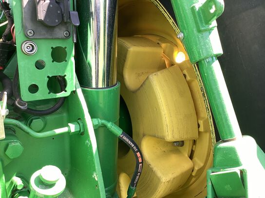 2010 8345R - 420194,  image number 26