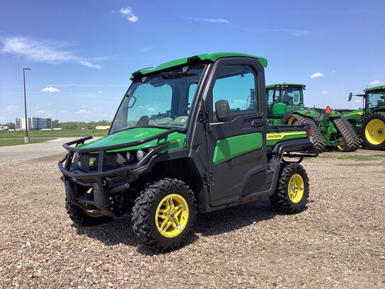 2023 XUV 835R - 430027,  image number 2
