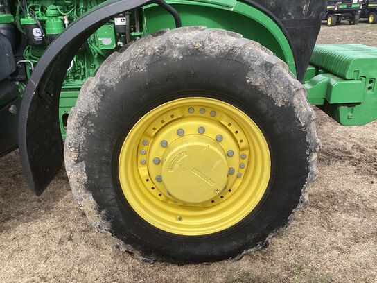 2013 7215R - 430506,  image number 22