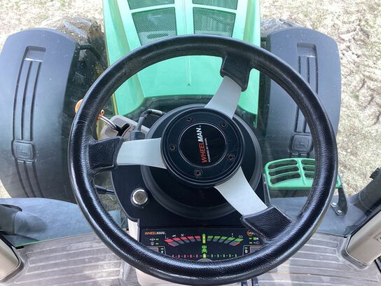 2013 7215R - 430506,  image number 8