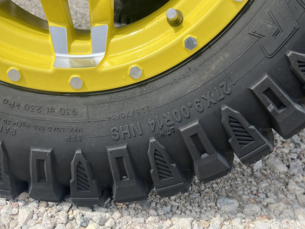 2022 XUV 835R - 399059,  image number 21