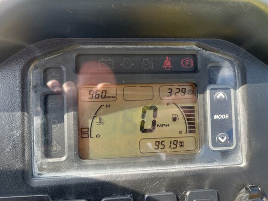 2013 XUV 825I - 418773,  image number 7