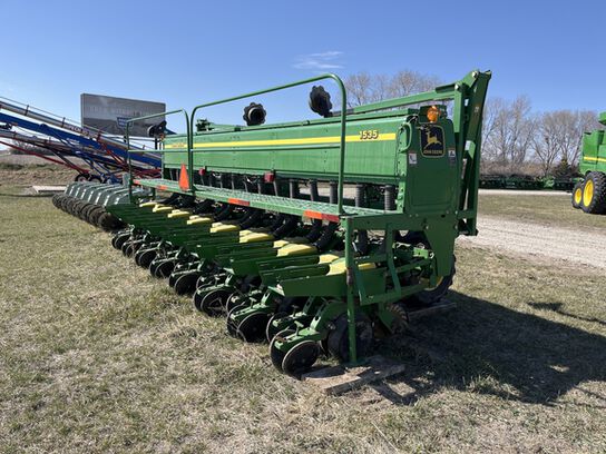 2001 1535 - 428515,  image number 0