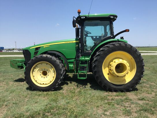 2010 8345R - 418227,  image number 6