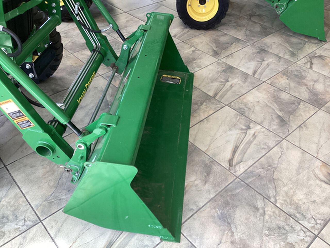 2023 3025E - 410053,  image number 9