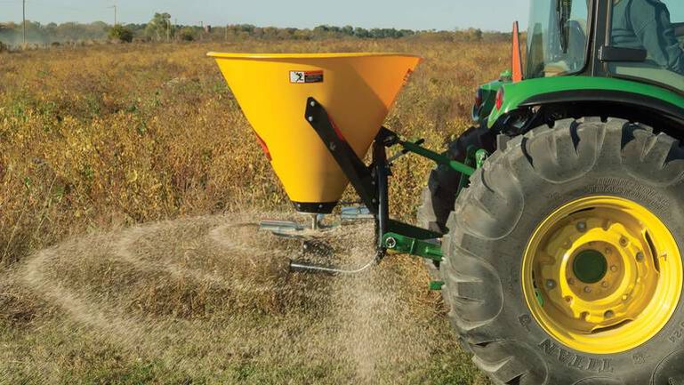 SS30B Series Broadcast Spreaders, 