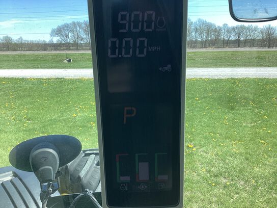 2010 8345R - 420194,  image number 12