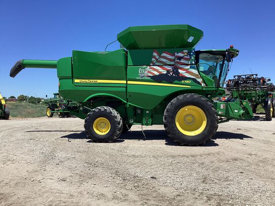 2020 S780 - 418434,  image number 7