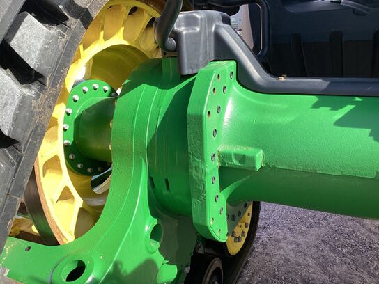 2024 8RX 410 - 442068,  image number 16