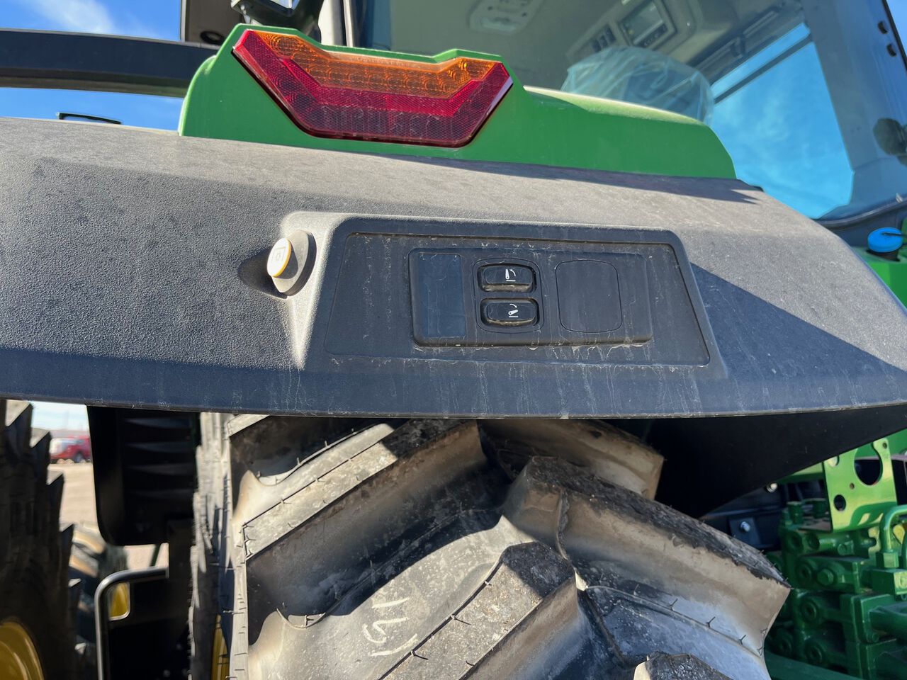 2025 8R 310 - 434718,  image number 17