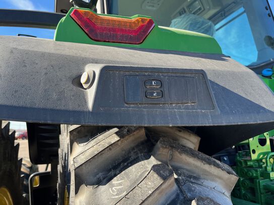 2025 8R 310 - 434718,  image number 17