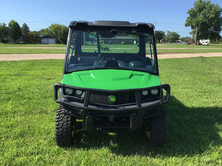 2024 XUV835M - 429707, 