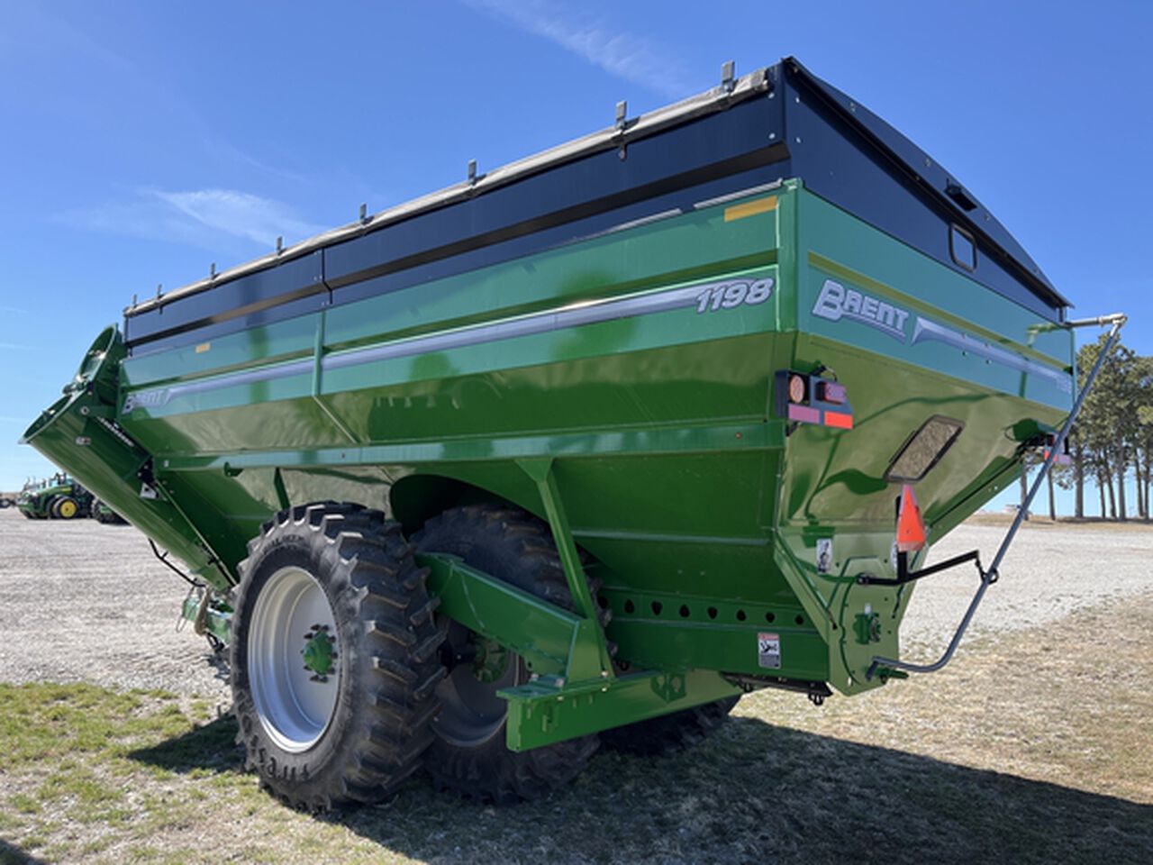 2023 1198 - 392580,  image number 3