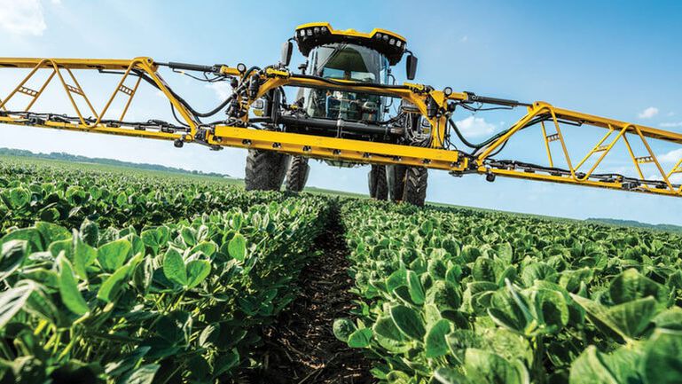 STS12 Hagie™  Self-Propelled Sprayer, 