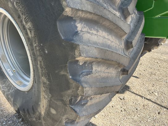  V1300 - 444639,  image number 12